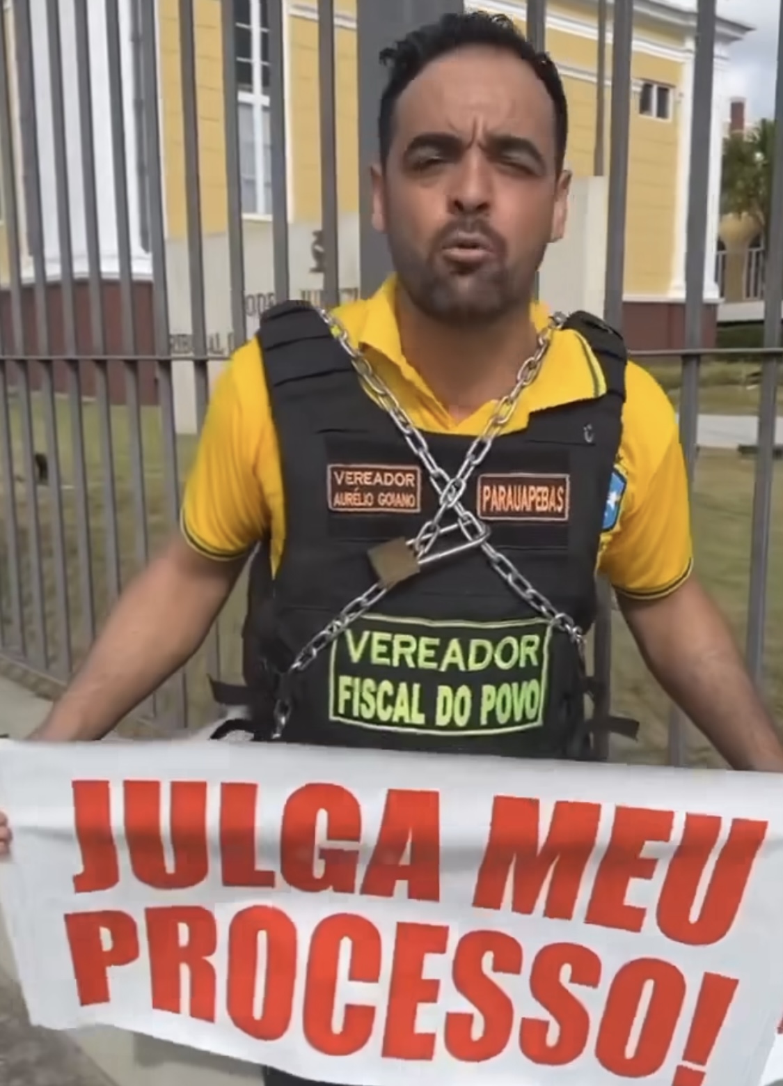 Aurélio Goiano Protesta