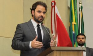 Toni Cunha