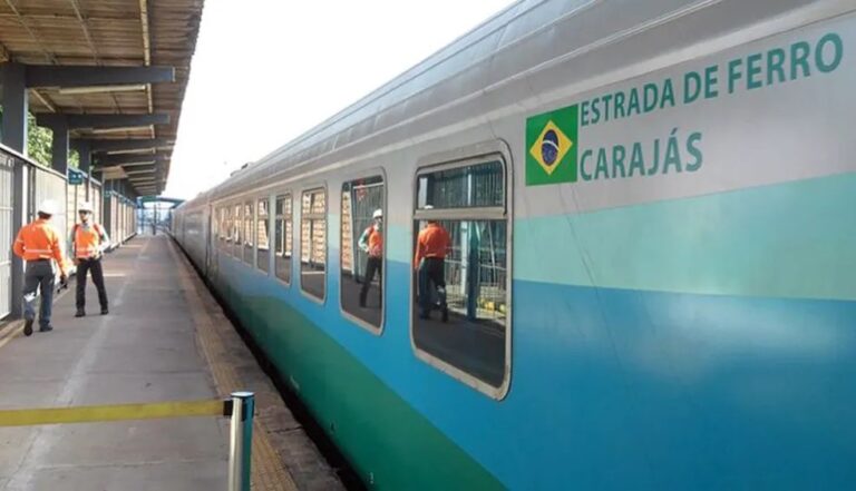 Trem de passageiros