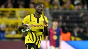 Borussia Dortmund vence Monterrey
