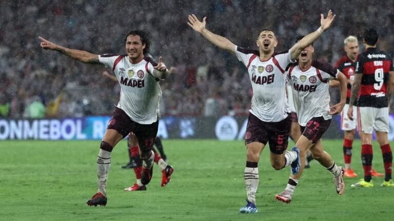 Lanús vence o Flamengo